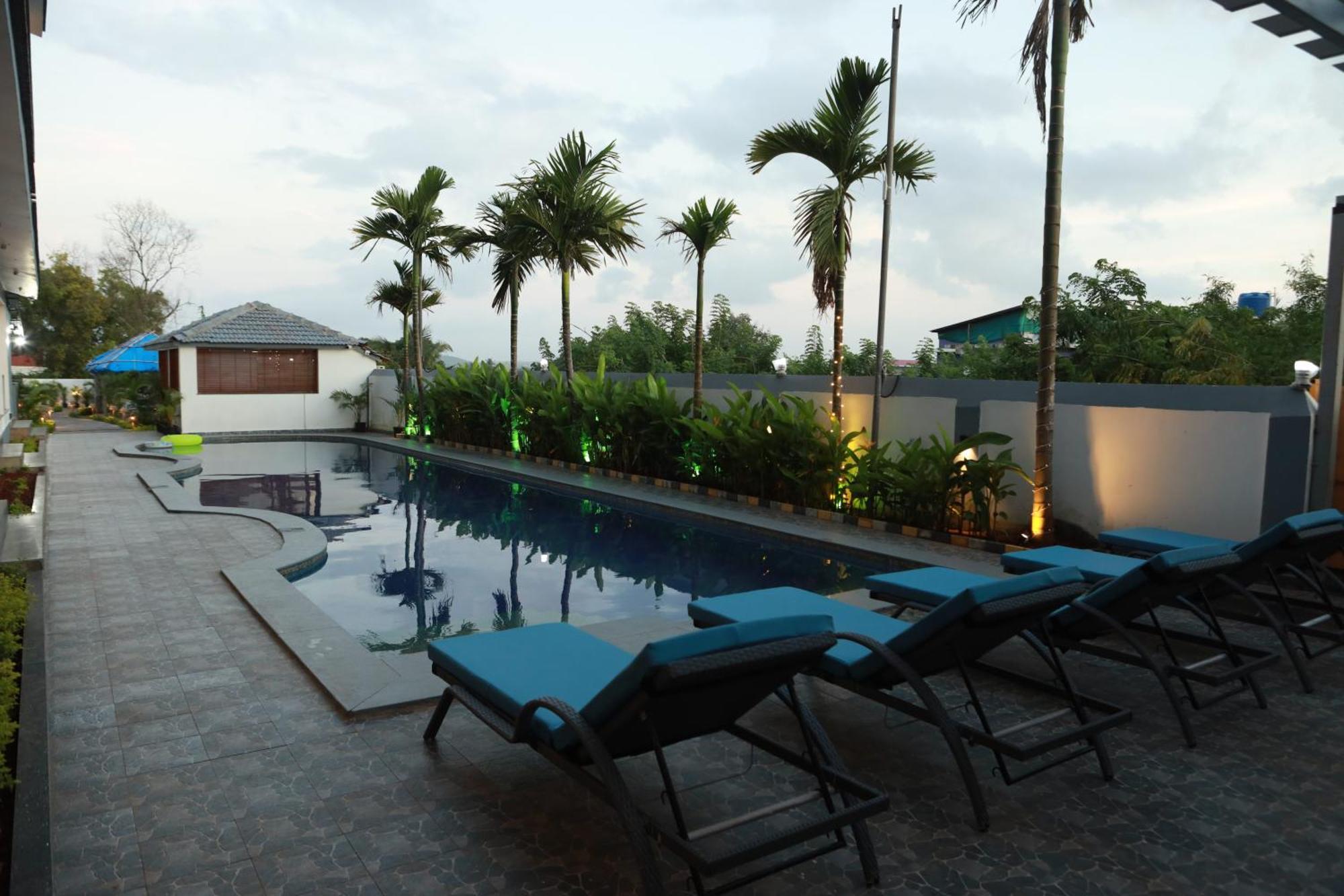 Gracias Cafe & Resort Morjim Exterior foto